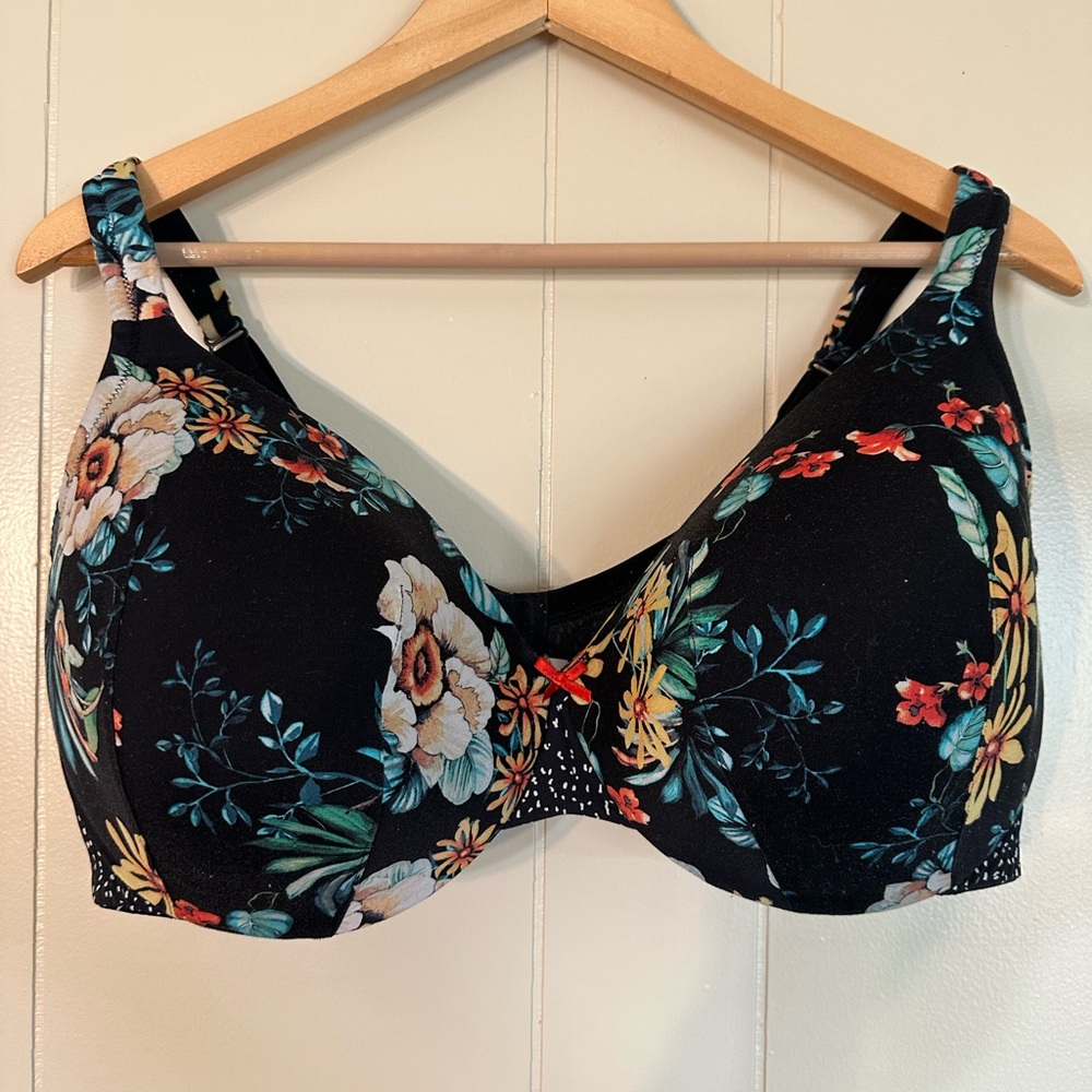 Cacique Bras Size 44DD LOT OF 4 BRAS All have underwire and padding